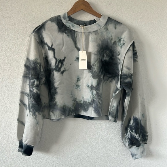 Amazhiyu Sweaters - Amazon Tie Dye Crewneck